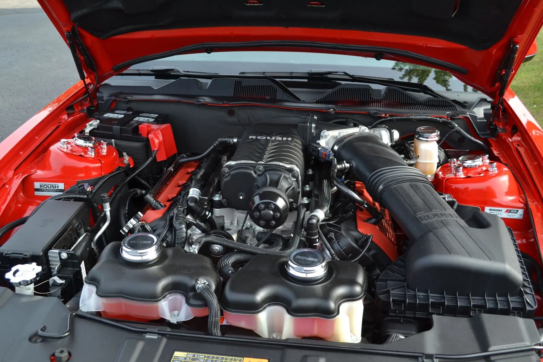 Car engine and parts used for component requirement review.
